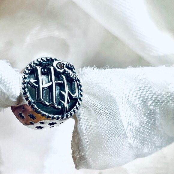✨ NWOT Deathly Hallows Charm & Harry Potter Symbol Charm ✨ - Picture 8 of 14